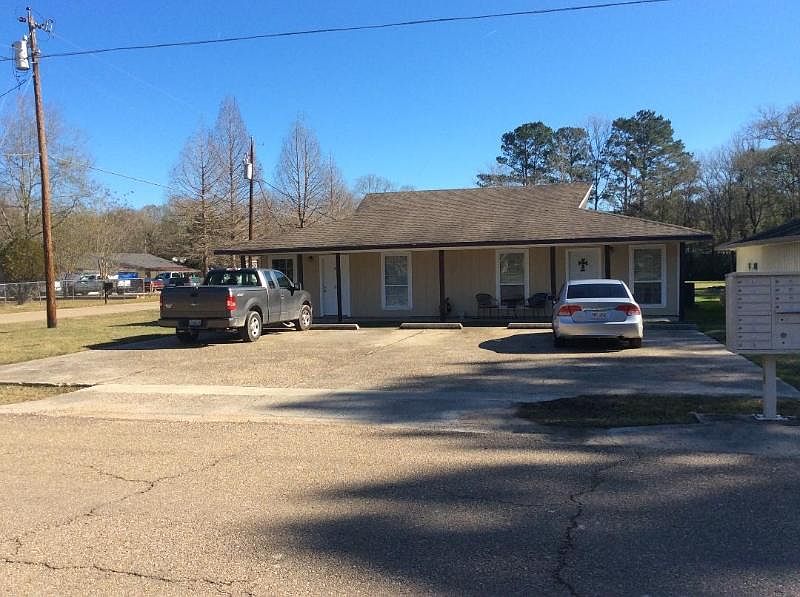 1st image of 28960 Highland Dr APT C