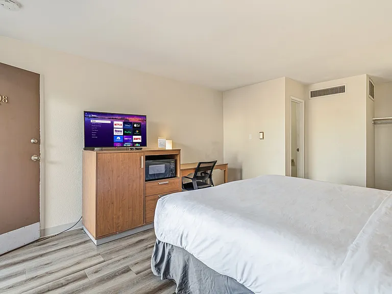 512 S Nevada Ave #7 — Photo 18