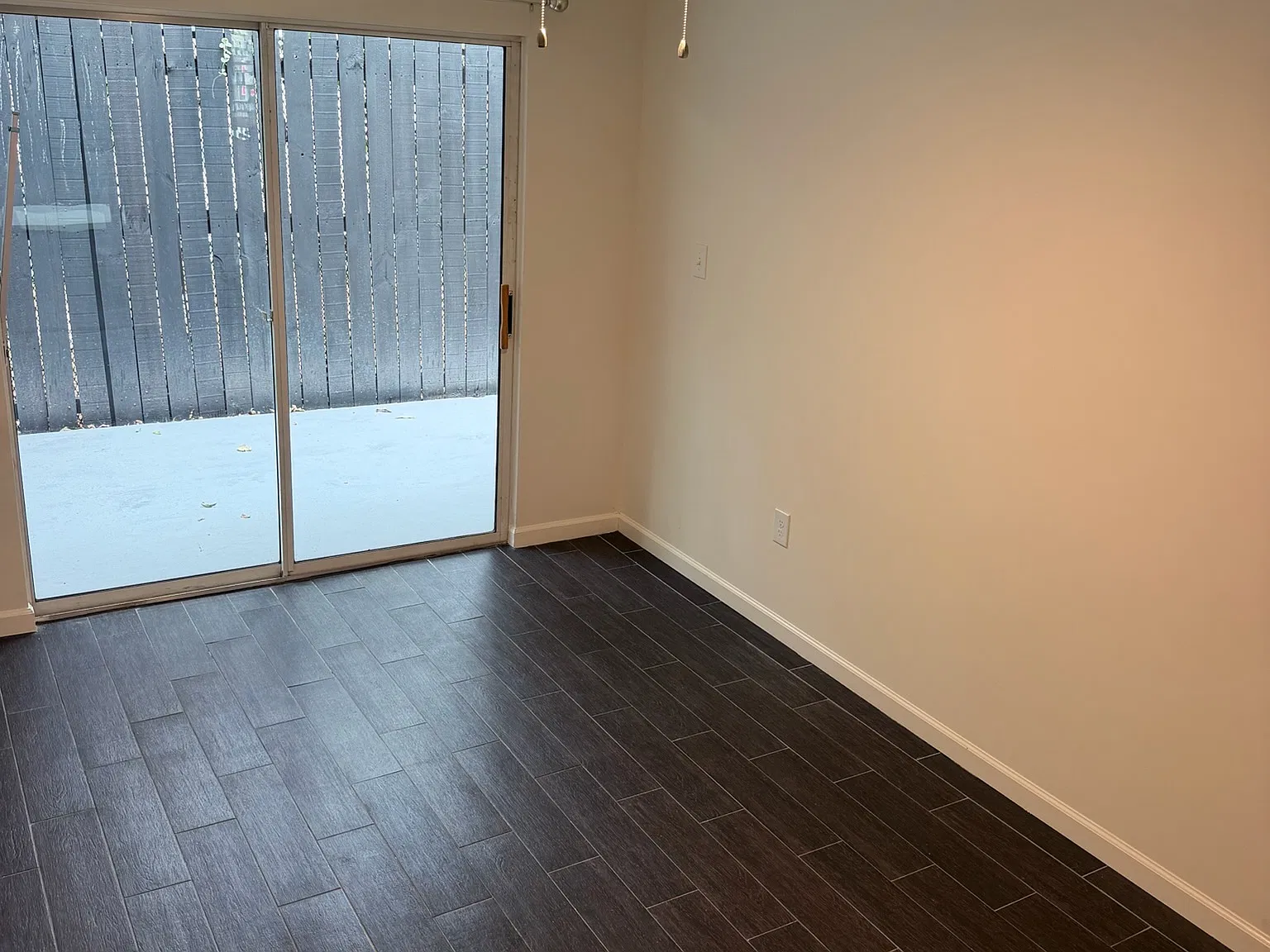 2 bed, 760 sqft, $1,950 — Photo 3