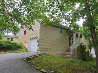 3588 Flanders Dr, Yorktown Heights, NY 10598