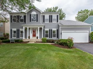 2538 Acorn Dr, Round Lake Beach, IL 60073