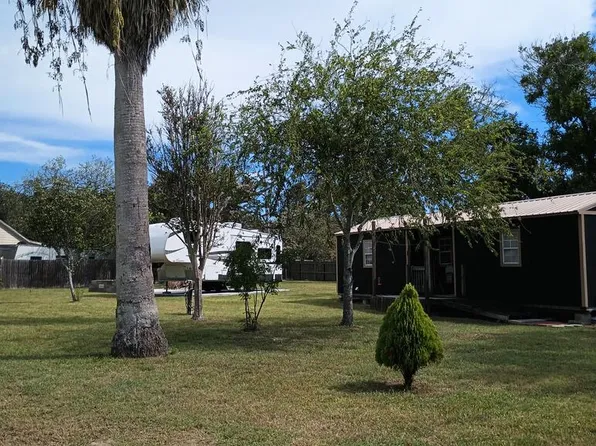 306-312 Copano Heights Blvd, Rockport, TX 78382