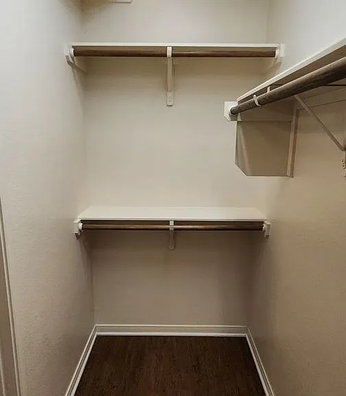 3203B Lineage Loop — Photo 12