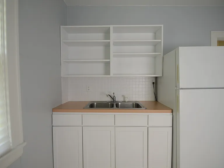 5824 Arnsby Pl — Photo 5
