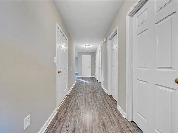 3rd image of 4514 Autumn Ln NW