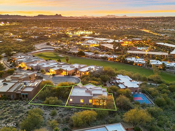 2nd image of 9801 N Ridge Shadow Pl