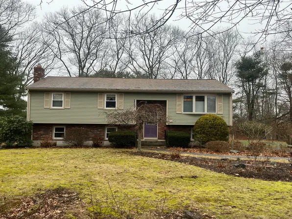 122 Freeman St, Norton, MA 02766