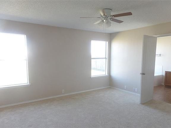 5th image of 1504 Shady Shores Dr