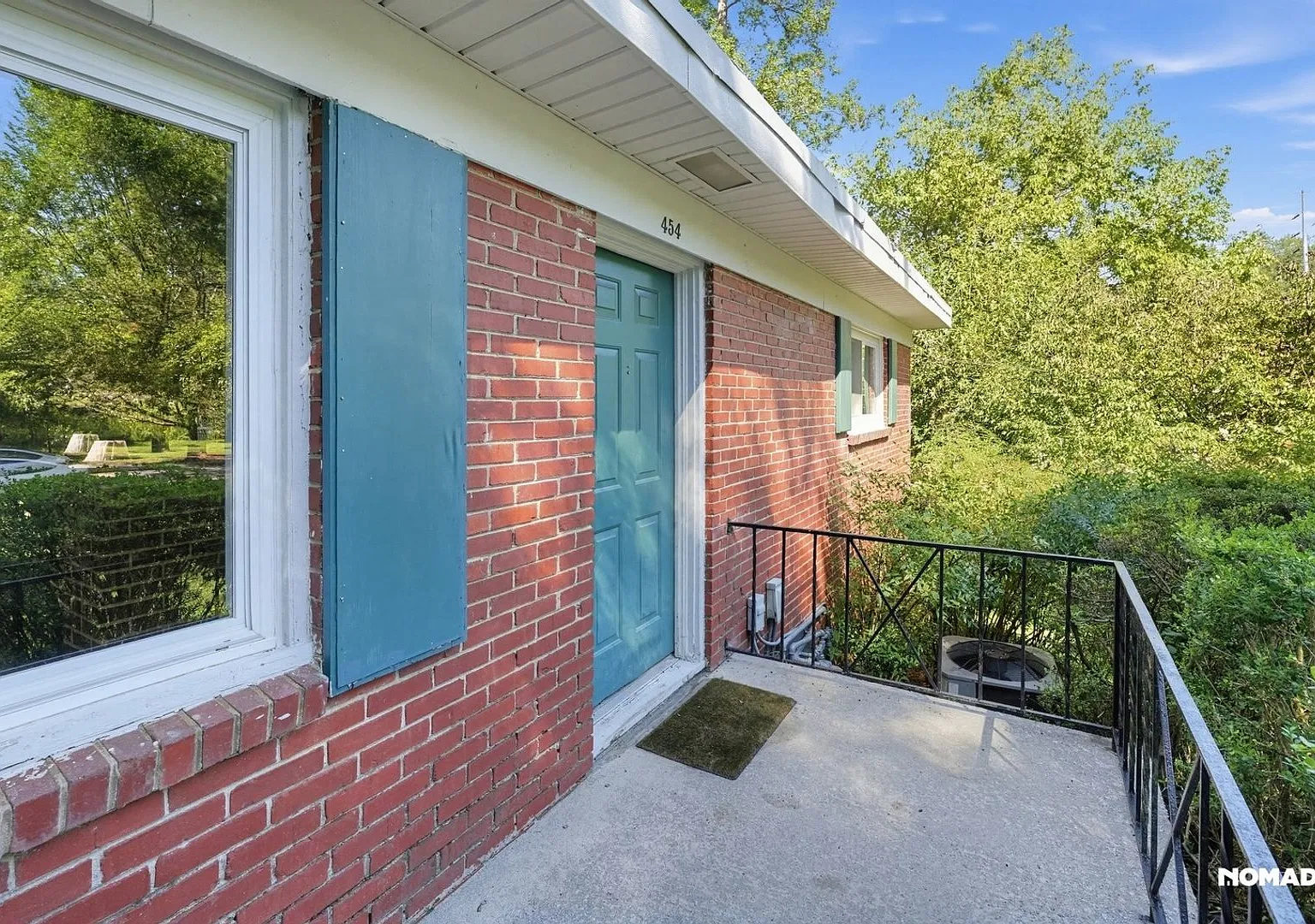 Charming 3BR Duplex in Decatur — Photo 4