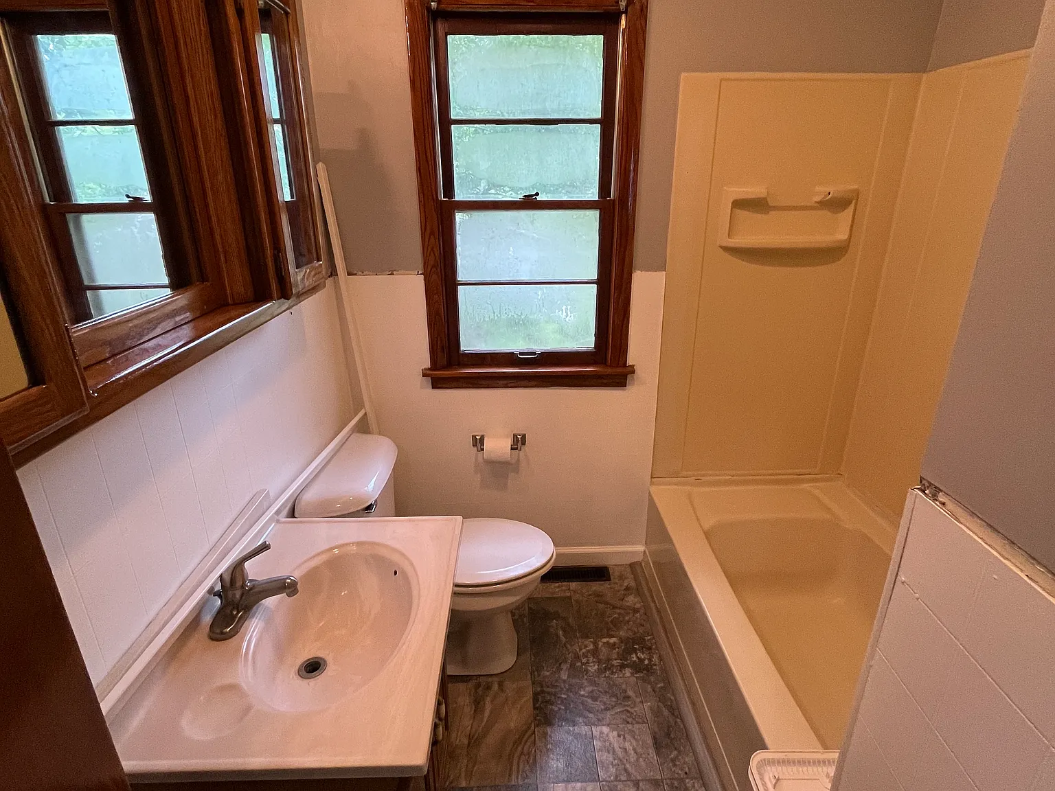 3 bed, 992 sqft, $1,400 — Photo 4