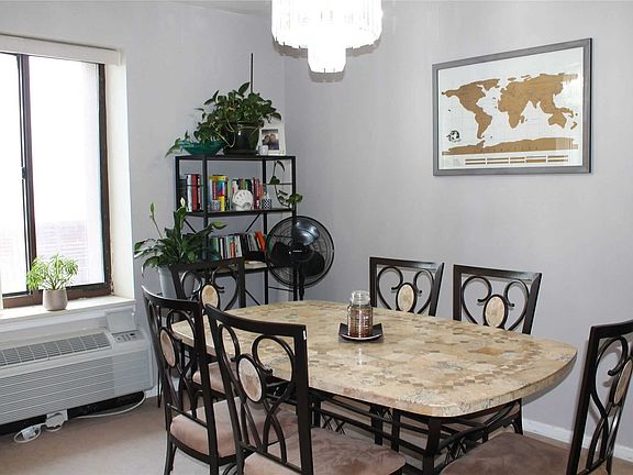 5th image of 100 W Broadway APT 2J