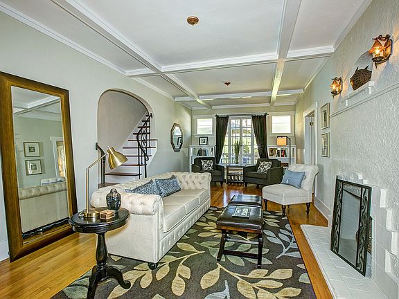 5th image of 4281 N Julian St