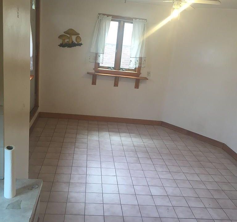 2nd image of 375 Broadway APT 2