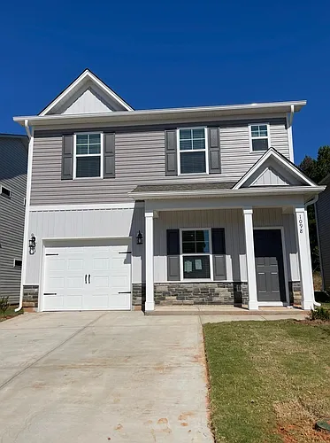 1098 Silverbend Trl Photo 1