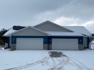 N4652 Maple Ln, Onalaska, WI 54650