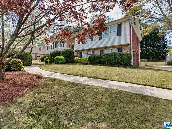 2nd image of 425 Oneal Dr