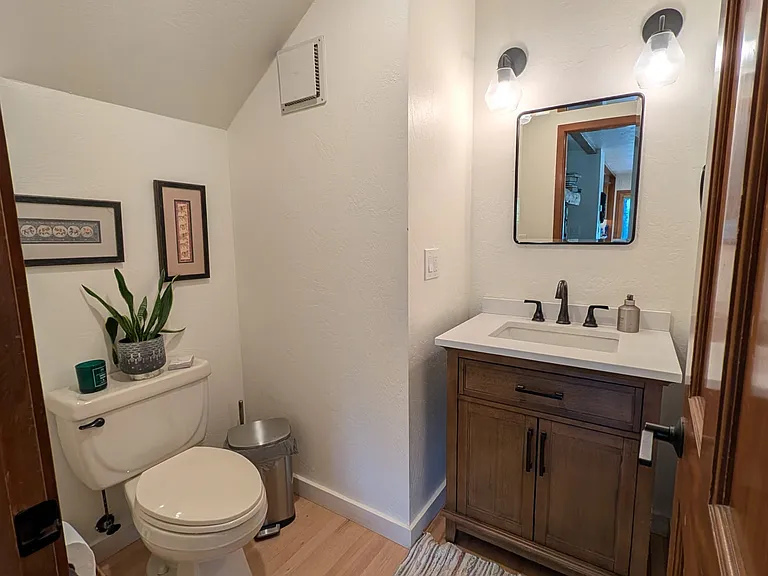 121 Mayleaf Rd — Photo 8