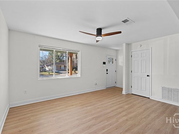 4th image of 408 Valentine Drive