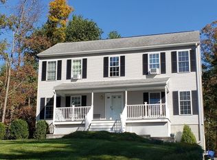 322 Townsend Harbor Rd, Lunenburg, MA 01462