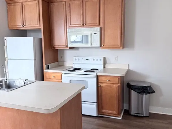 2112 Fleet St, Baltimore, MD