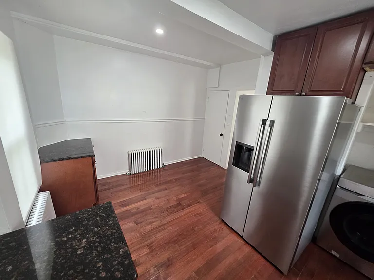 109 Grove St — Photo 7