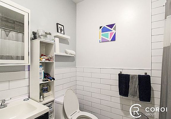 5th image of 312 Stuyvesant Ave APT 3