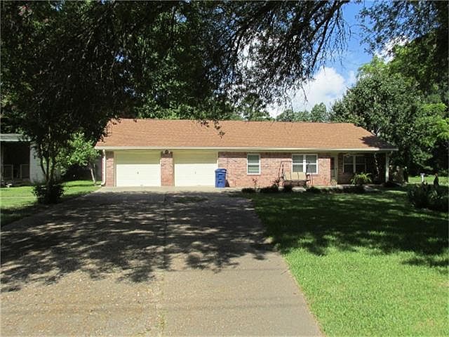 1st image of 325 Pine Harbor Dr