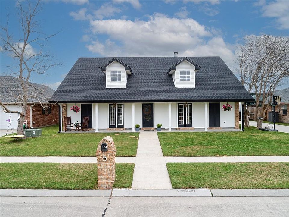 1st image of 165 Aubrey Dr