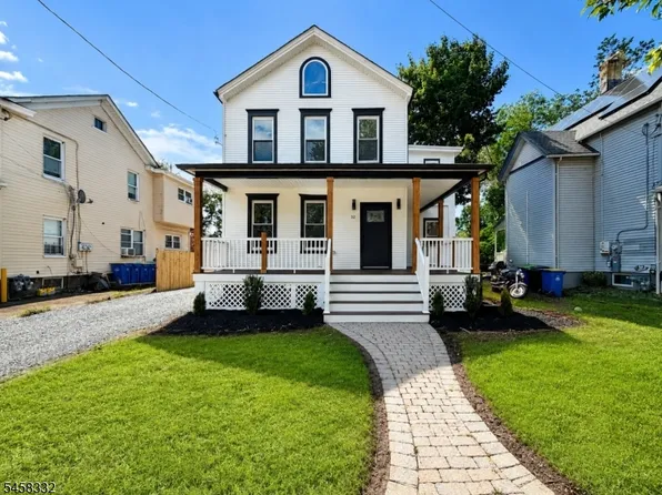 32 3Rd St, Somerville Boro, NJ 08876