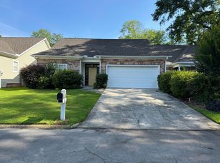 209 Georgetown Ln, Hattiesburg, MS 39402