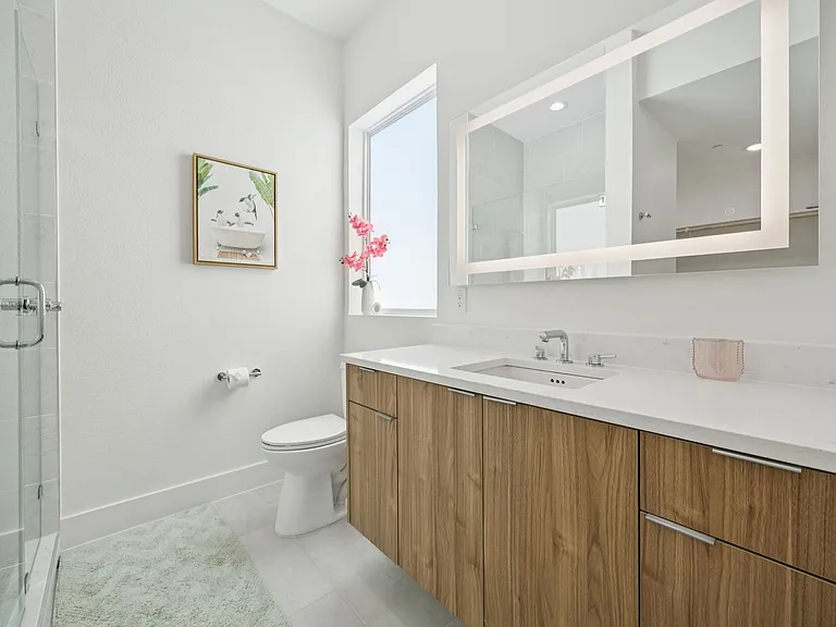 2206 Arroyo Ave — Photo 8