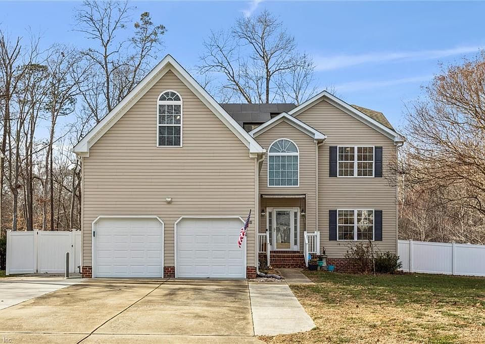 1st image of 410 Rolling Hills Dr