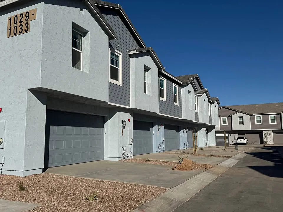 8149 E Petunia Ave #1030