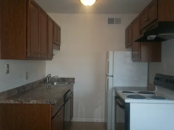 913 Leisure Sq APT 201, Virginia Beach, VA 23451