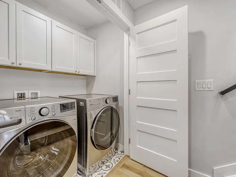 4500 Utica St — Photo 19