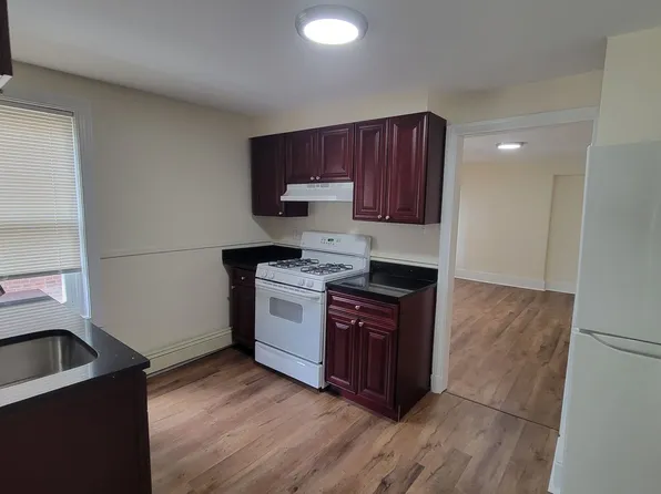 323 Market St, 323 Market St APT 4, Trenton, NJ 08611