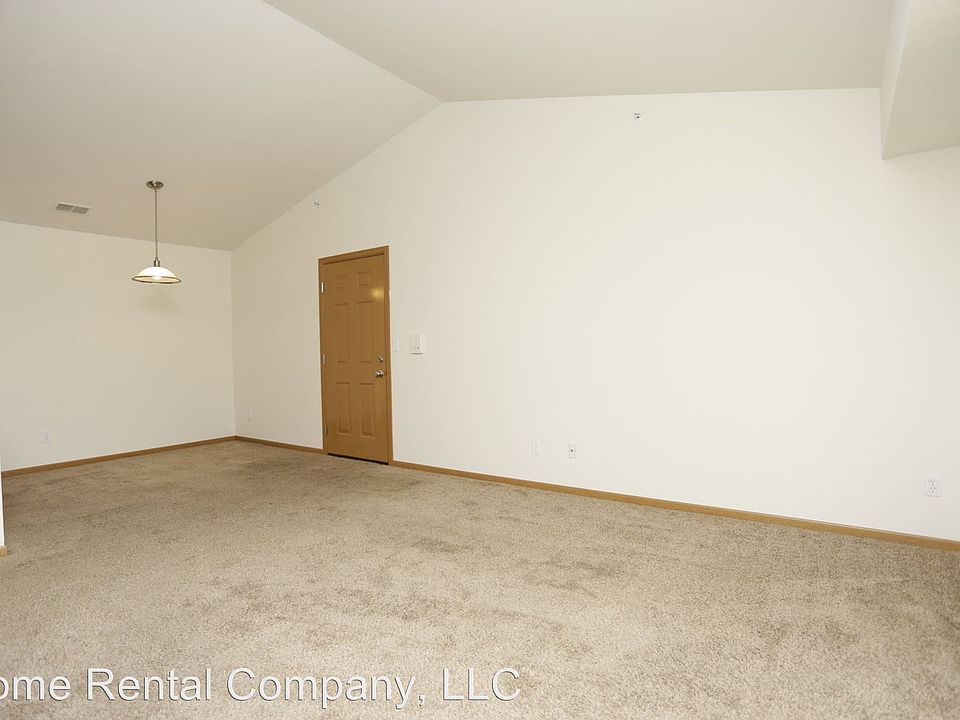 2nd image of 4481 Walma Ave SE APT 302