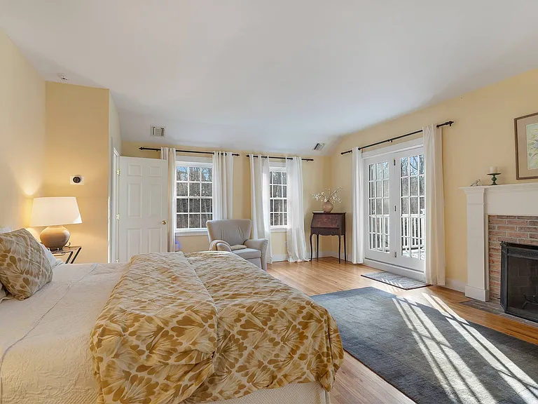 7 Bridge Hill Ln — Photo 16