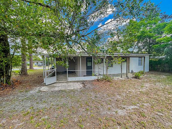 3rd image of 1515 Daroca Dr