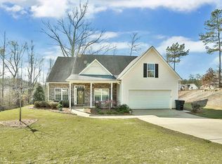 202 Rocky Creek Dr, Griffin, GA 30224