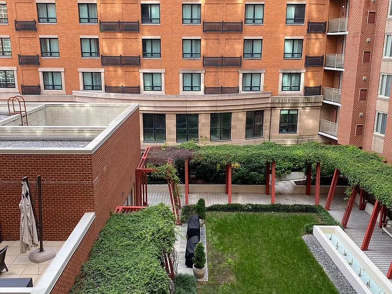 1000 New Jersey Ave SE #427 — Photo 18