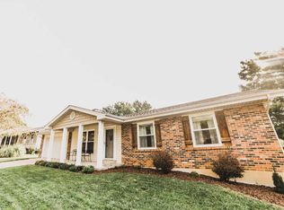 2 Galaxy Dr, Saint Peters, MO