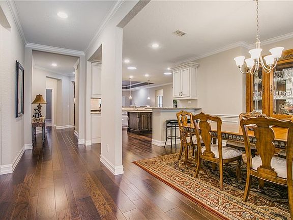2nd image of 6305 Walnut Hill Ct