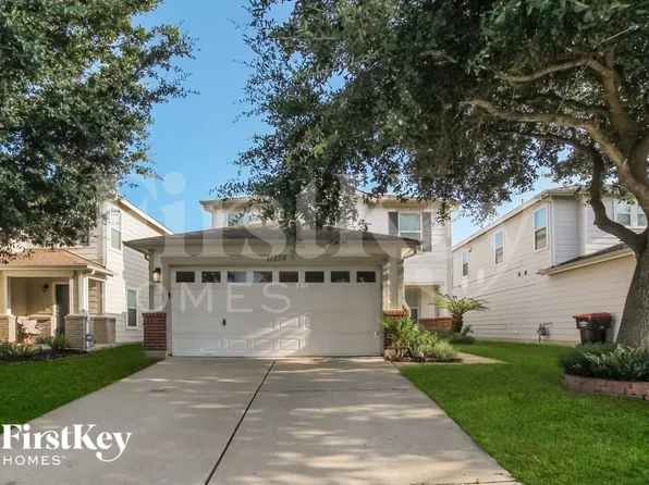 11234 Wild Goose Dr, Tomball, TX 77375