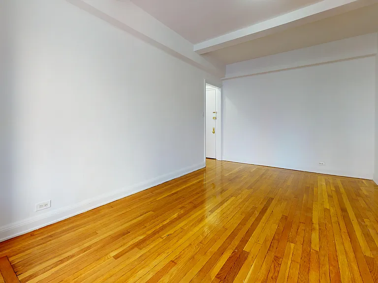 301 E 38th St #7F — Photo 5