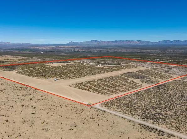 2940 N 4 PILLARS Road #-, Huachuca City, AZ 85616