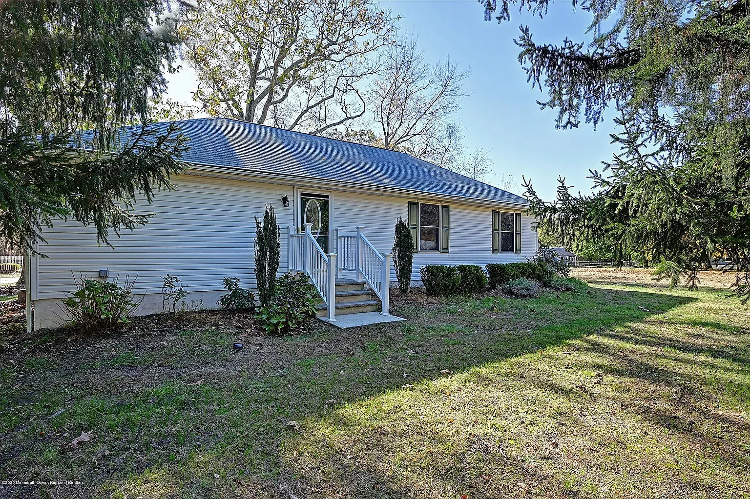 3 bed, 1416 sqft, $3,700 — Photo 1