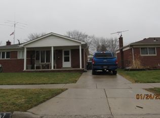 3567 Caryn St, Melvindale, MI 48122