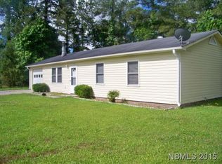 4 Derrick Cir, Havelock, NC 28532