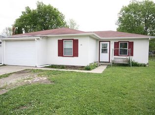 141 Brookside Dr, Hope, IN 47246